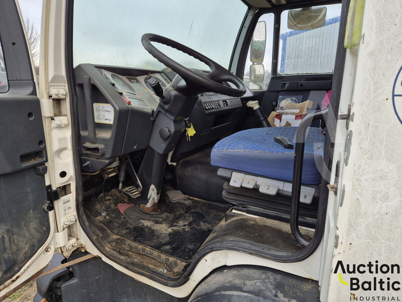 MAN LE 12.220 - شاحنات مسطحة: صور 5 MAN LE 12.220 - شاحنات مسطحة: صور 5