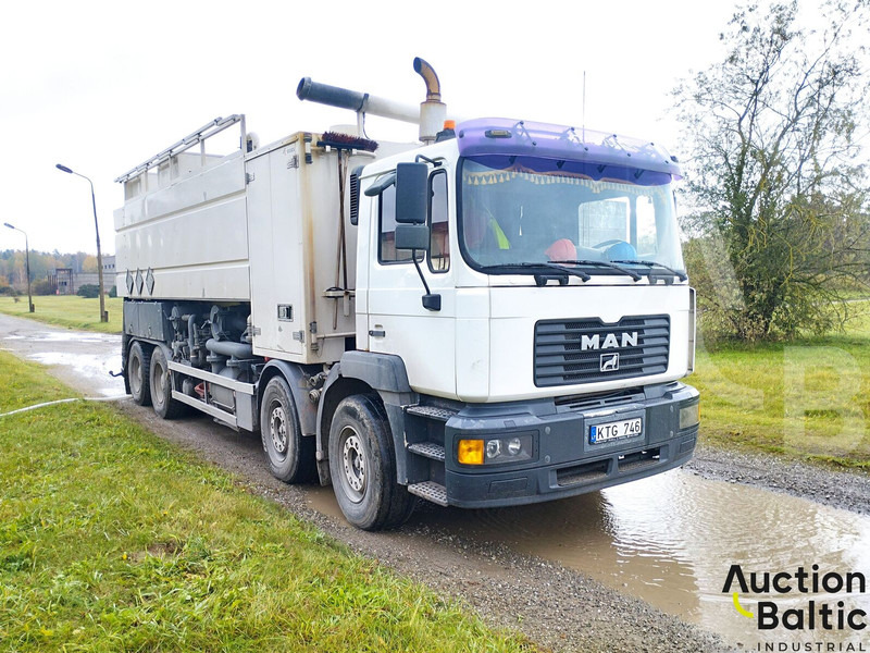MAN T 46 - فراغ شاحنة: صور 2 MAN T 46 - فراغ شاحنة: صور 2