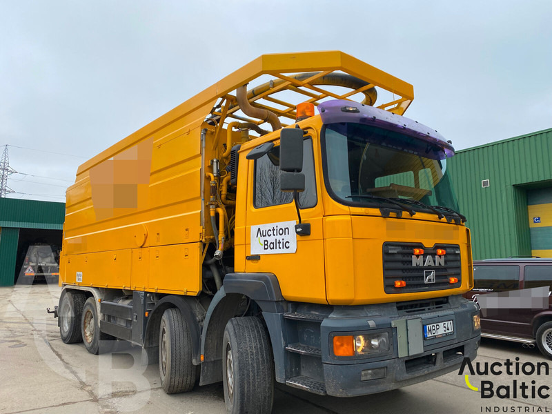 MAN T46 - فراغ شاحنة: صور 1 MAN T46 - فراغ شاحنة: صور 1