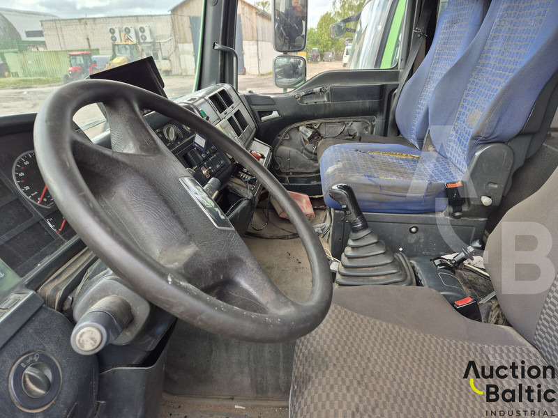 شاحنة القمامة MAN TGA26.310: صور 7