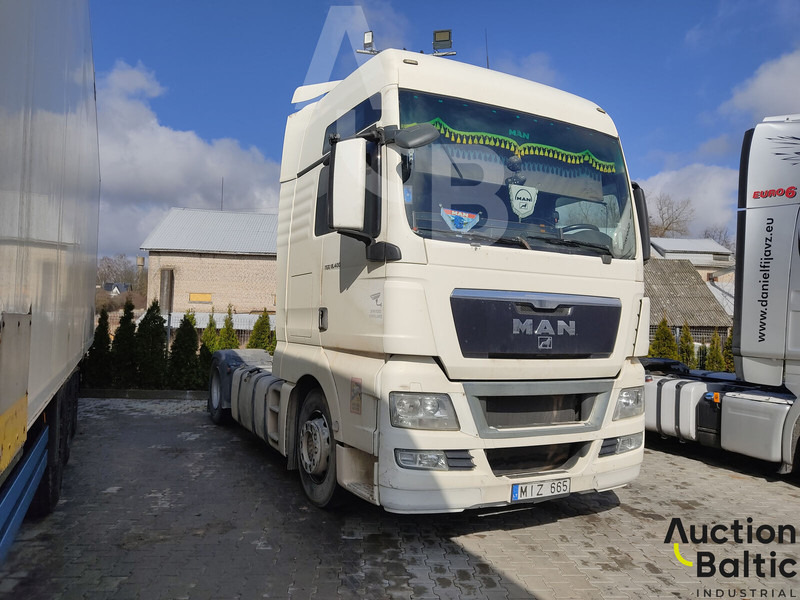 MAN TGX18.400 - شاحنة جرار: صور 2 MAN TGX18.400 - شاحنة جرار: صور 2