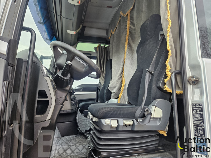 MAN TGX18.480 - شاحنة جرار: صور 5 MAN TGX18.480 - شاحنة جرار: صور 5