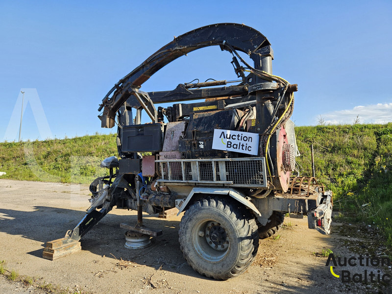 MUS-MAX 7 - ماكينة تقطيع الأغصان: صور 1 MUS-MAX 7 - ماكينة تقطيع الأغصان: صور 1