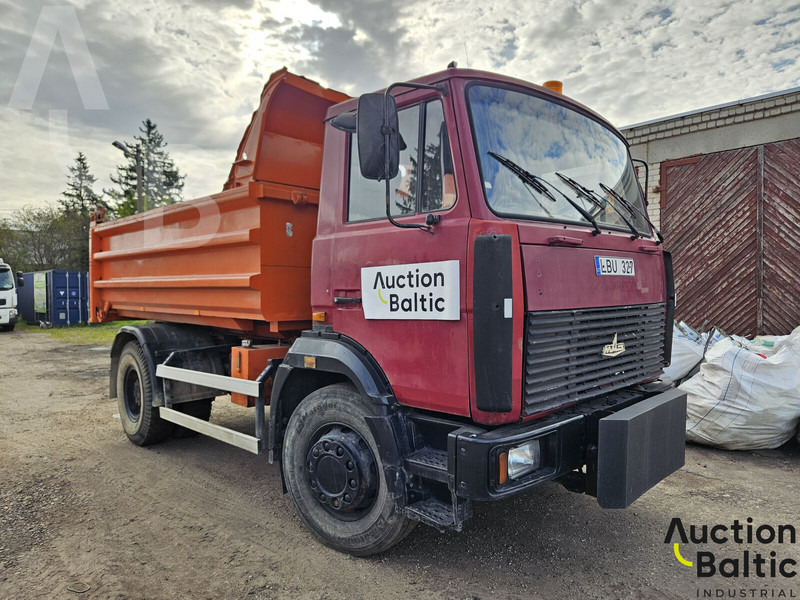 Maz 555131 - قلابات: صور 1 Maz 555131 - قلابات: صور 1