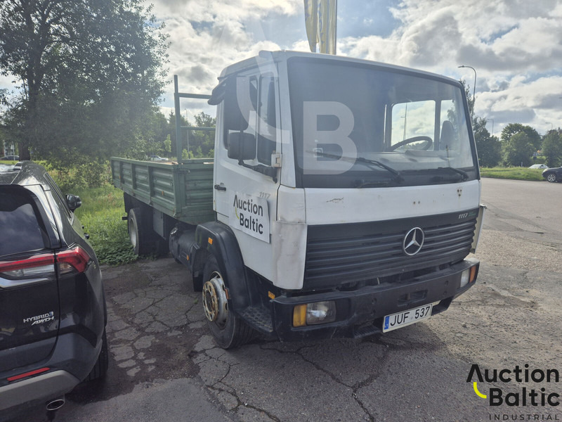 Mercedes-Benz 1117 - شاحنات مسطحة: صور 2 Mercedes-Benz 1117 - شاحنات مسطحة: صور 2