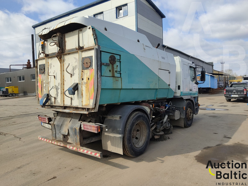 Mercedes-Benz 1517 - سياره كنس شوارع: صور 3 Mercedes-Benz 1517 - سياره كنس شوارع: صور 3