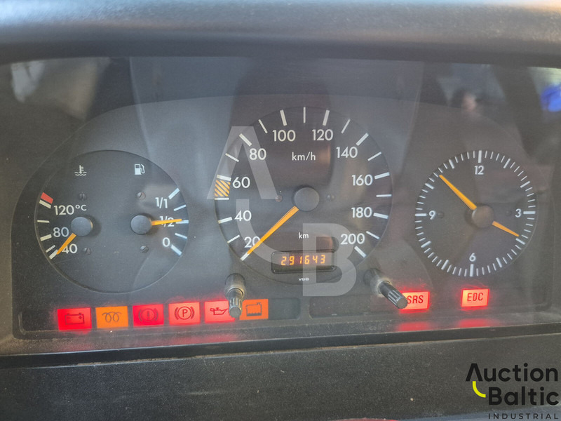 فان Mercedes-Benz 300-serie 312 D: صور 7 فان Mercedes-Benz 300-serie 312 D: صور 7