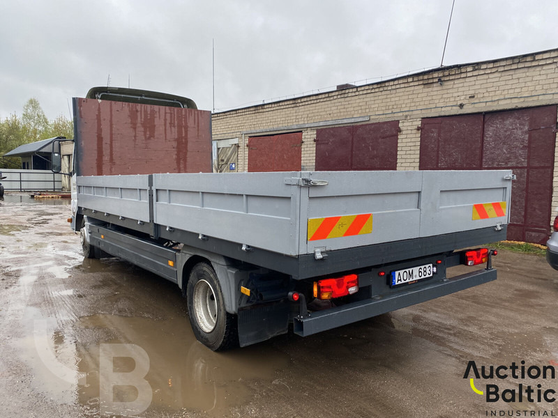 Mercedes-Benz 815 - شاحنات مسطحة: صور 3 Mercedes-Benz 815 - شاحنات مسطحة: صور 3