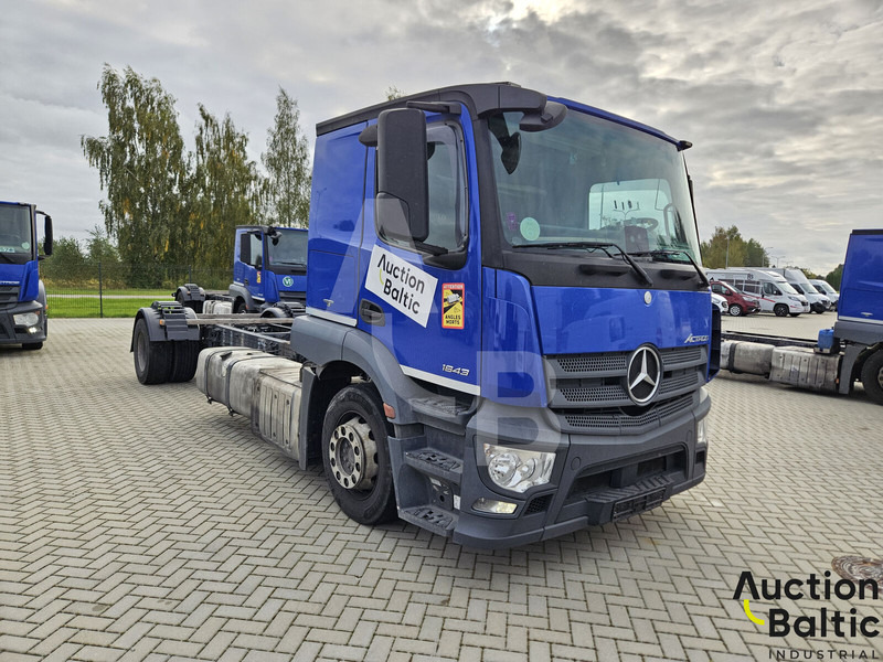 Mercedes-Benz Actros 1843 - الشاسيه شاحنة: صور 1 Mercedes-Benz Actros 1843 - الشاسيه شاحنة: صور 1