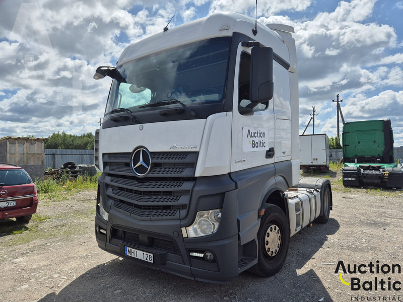 Mercedes-Benz Actros 1843 - شاحنة جرار: صور 2 Mercedes-Benz Actros 1843 - شاحنة جرار: صور 2