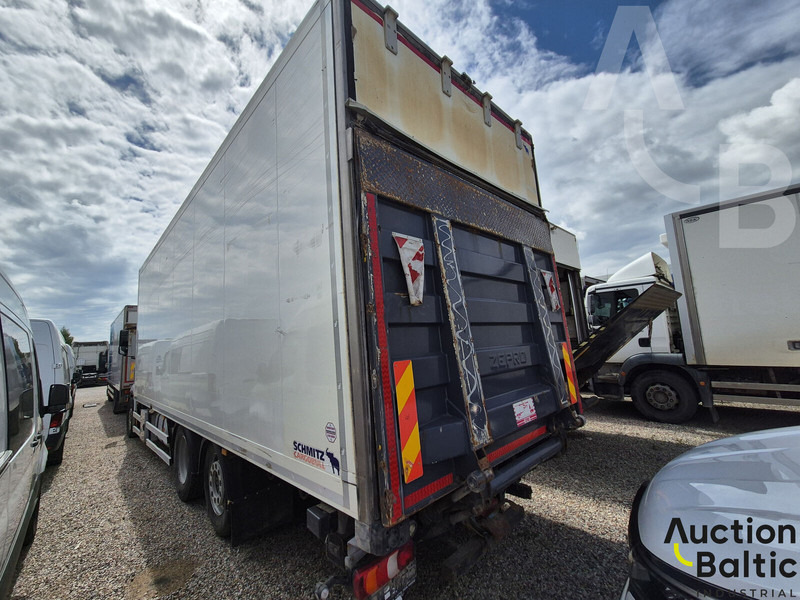 Mercedes-Benz Actros 2551 - بصندوق مغلق شاحنة: صور 4 Mercedes-Benz Actros 2551 - بصندوق مغلق شاحنة: صور 4