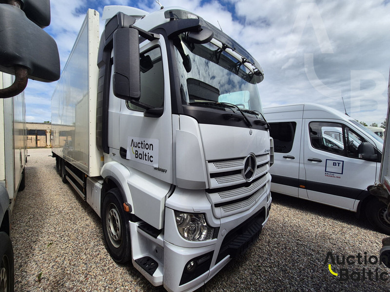 Mercedes-Benz Actros 2551 - بصندوق مغلق شاحنة: صور 2 Mercedes-Benz Actros 2551 - بصندوق مغلق شاحنة: صور 2