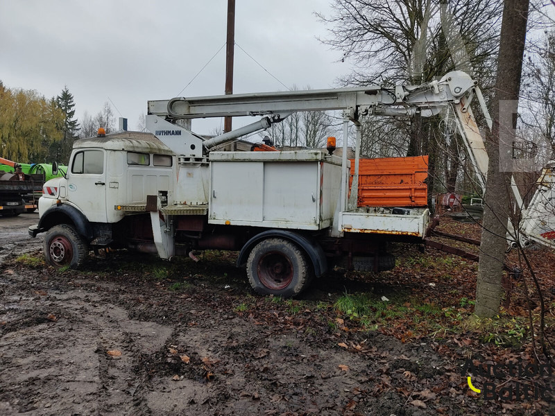 Mercedes-Benz Lako 911 - مصاعد الازدهار محمولة على شاحنة: صور 3 Mercedes-Benz Lako 911 - مصاعد الازدهار محمولة على شاحنة: صور 3