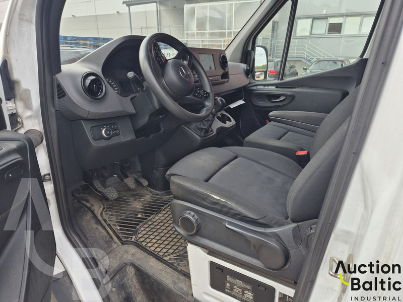 Mercedes-Benz Sprinter 316 - فان: صور 5 Mercedes-Benz Sprinter 316 - فان: صور 5