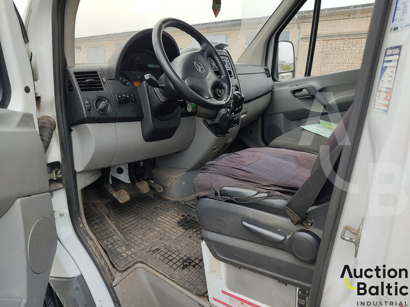 Mercedes-Benz Sprinter 515 CDI - شاحنات مسطحة, شاحنة كرين: صور 5 Mercedes-Benz Sprinter 515 CDI - شاحنات مسطحة, شاحنة كرين: صور 5