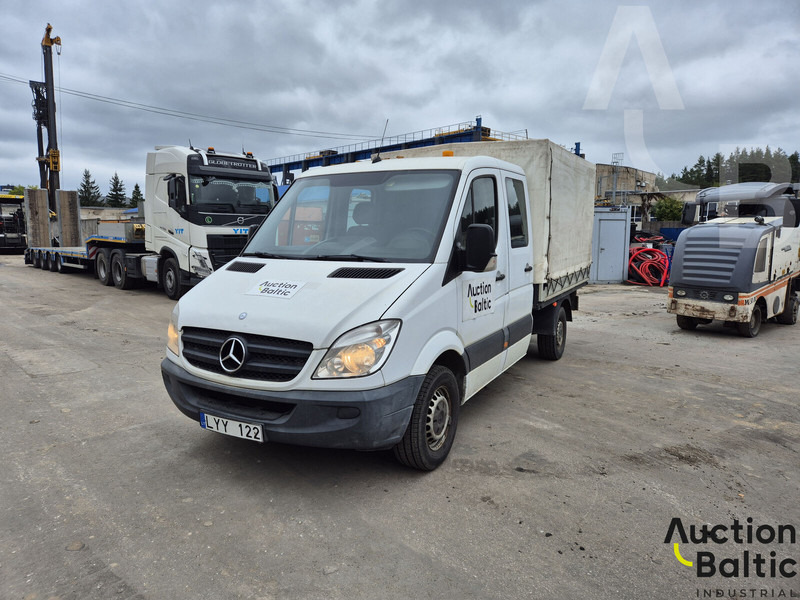 Mercedes-Benz Sprinter - الشاحنات الصغيرة ستائر: صور 1 Mercedes-Benz Sprinter - الشاحنات الصغيرة ستائر: صور 1