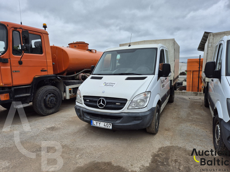 Mercedes-Benz Sprinter - الشاحنات الصغيرة ستائر: صور 2 Mercedes-Benz Sprinter - الشاحنات الصغيرة ستائر: صور 2