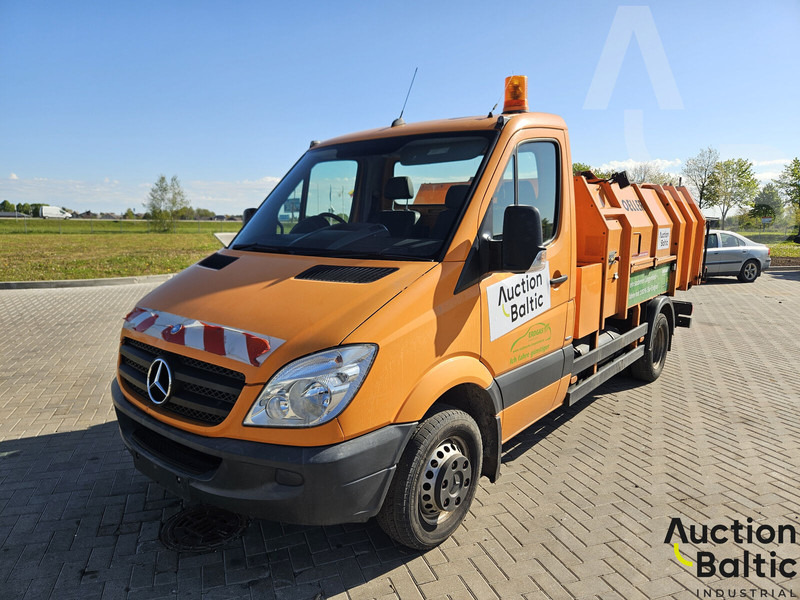 Mercedes-Benz Sprinter - شاحنة القمامة: صور 1 Mercedes-Benz Sprinter - شاحنة القمامة: صور 1