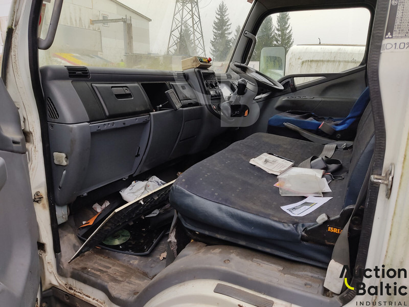 Mitsubishi Fuso - شاحنة القمامة: صور 5 Mitsubishi Fuso - شاحنة القمامة: صور 5