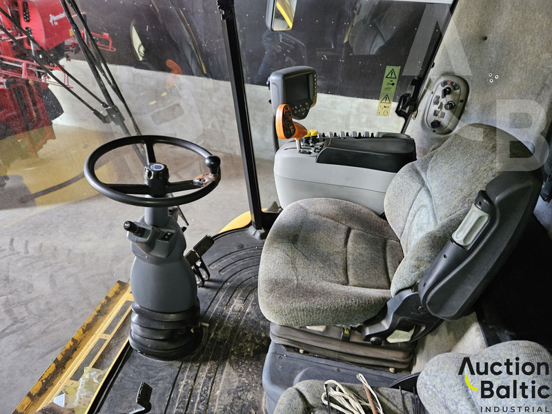New Holland CR 9080 - حصادة شاملة: صور 5 New Holland CR 9080 - حصادة شاملة: صور 5