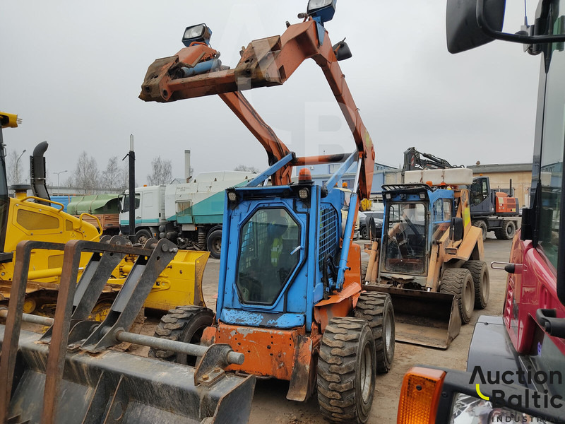 New Holland LS 185 B - شيول صغير: صور 2 New Holland LS 185 B - شيول صغير: صور 2