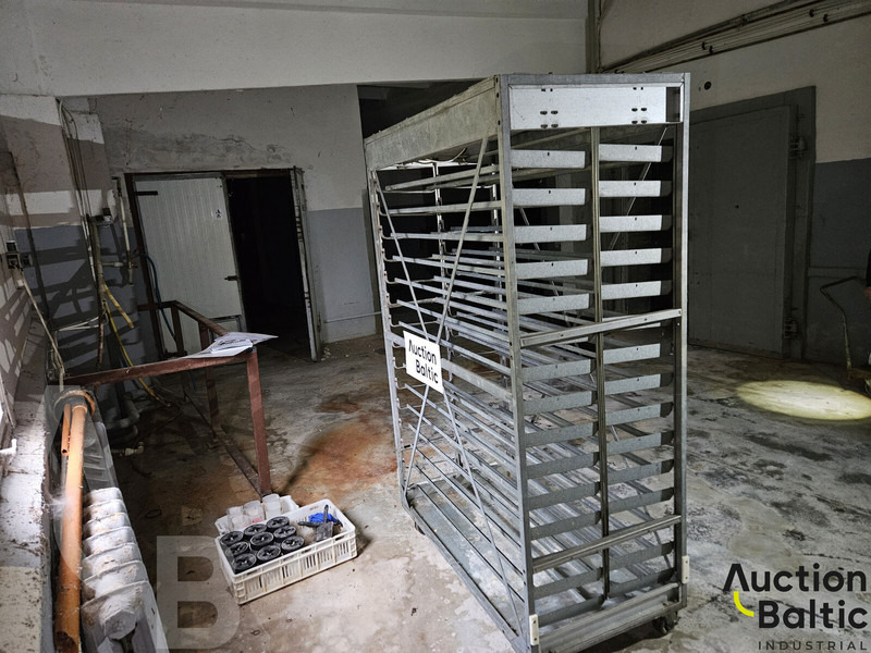 Onbekend Jamesway - المعدات لتربية الماشية: صور 4 Onbekend Jamesway - المعدات لتربية الماشية: صور 4