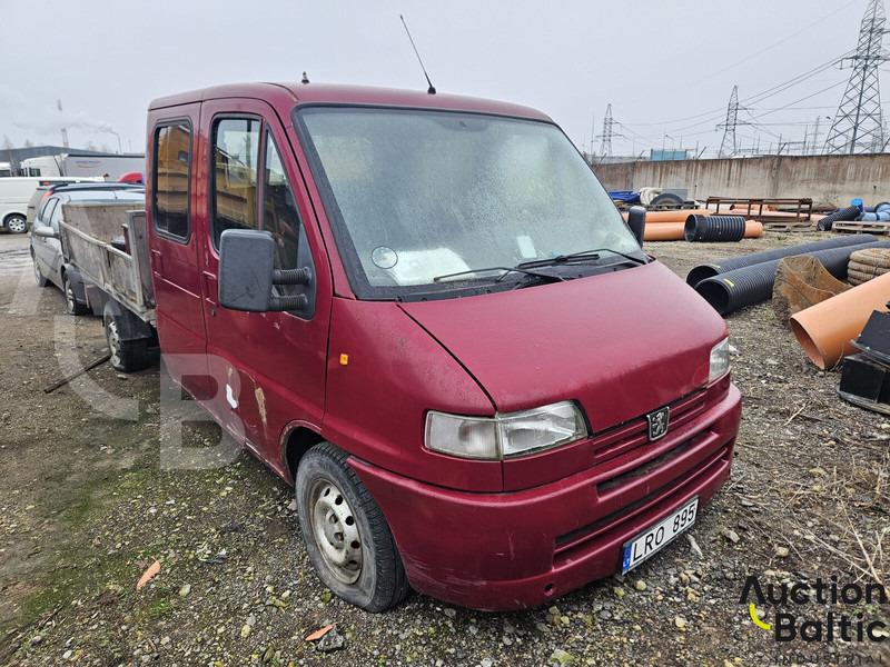 Peugeot Boxer 3G5 - الشاحنات الصغيرة المسطحة, الشاحنات الصغيرة كابينة مزدوجة: صور 2 Peugeot Boxer 3G5 - الشاحنات الصغيرة المسطحة, الشاحنات الصغيرة كابينة مزدوجة: صور 2