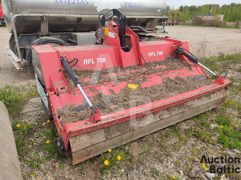 Prinoth RFL 700-2300U - ماكينة تقطيع الأغصان: صور 4 Prinoth RFL 700-2300U - ماكينة تقطيع الأغصان: صور 4