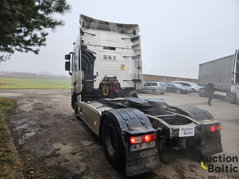 Renault - شاحنة جرار: صور 2 Renault - شاحنة جرار: صور 2