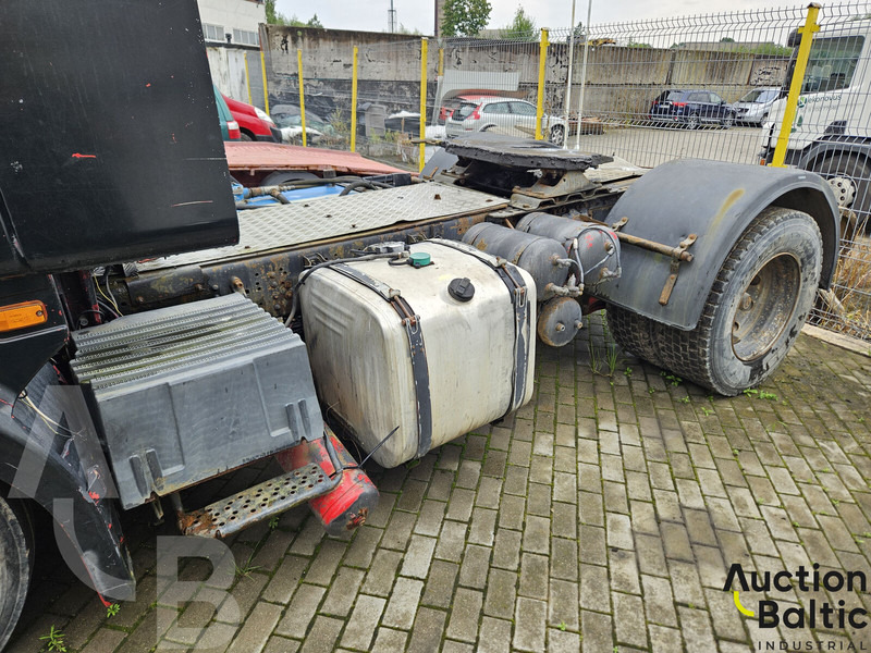 Scania 420 - شاحنة جرار: صور 4 Scania 420 - شاحنة جرار: صور 4