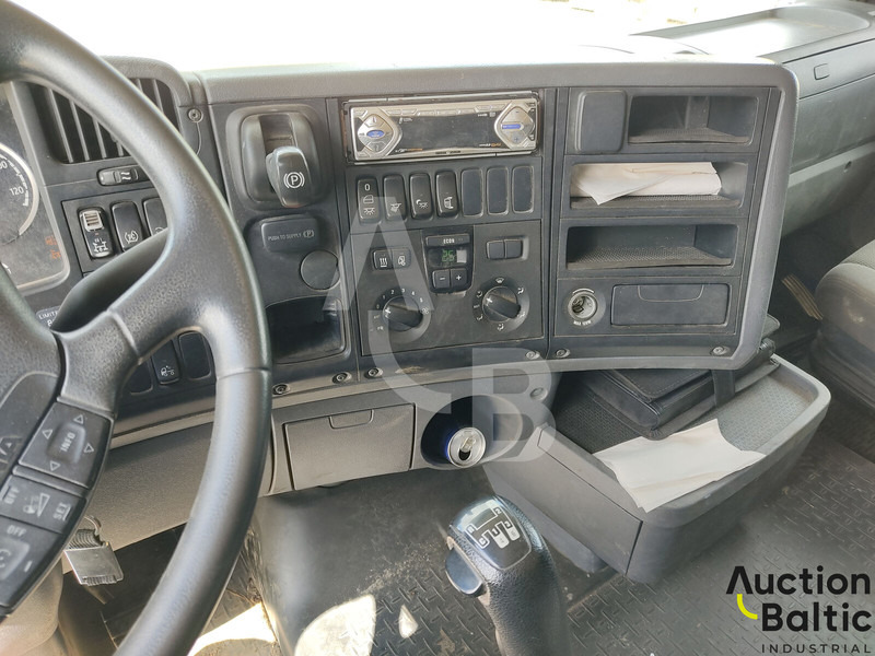 فراغ شاحنة Scania R 480: صور 9