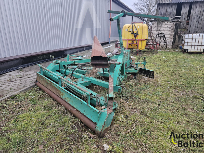 The pumpkin bulldozer - آلة تسوية الأرض: صور 1 The pumpkin bulldozer - آلة تسوية الأرض: صور 1