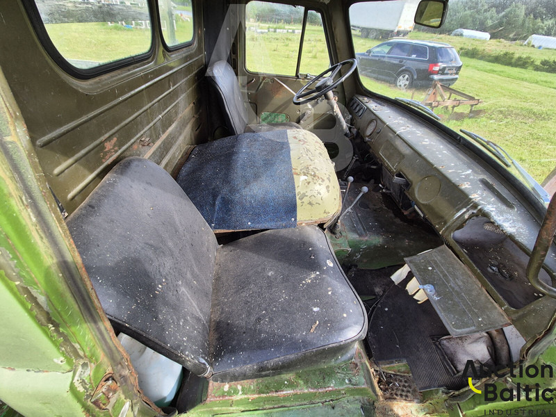 UAZ UAZ 452 - الشاحنات الصغيرة المسطحة: صور 5 UAZ UAZ 452 - الشاحنات الصغيرة المسطحة: صور 5