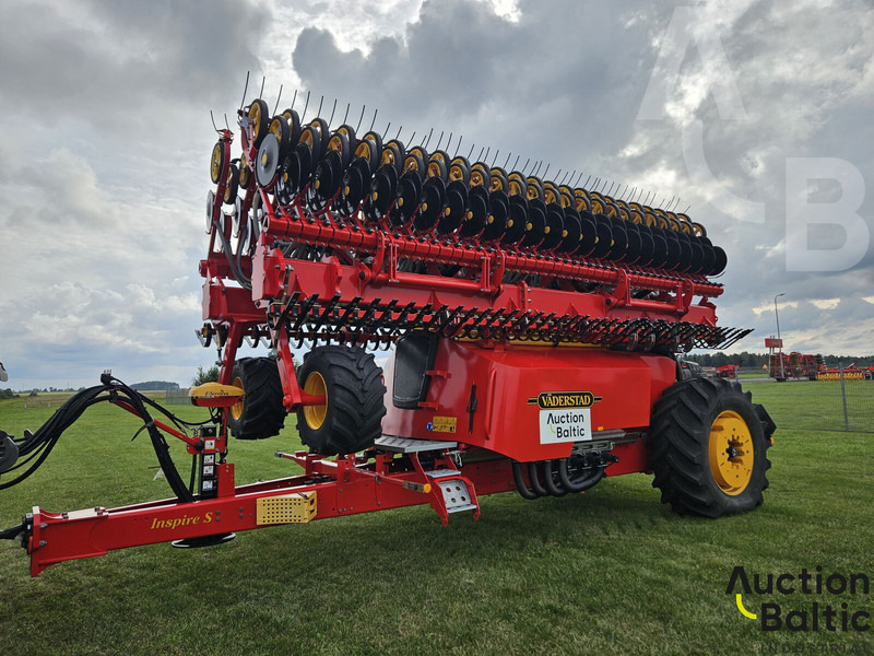 Vaderstad Inspire 1200S - وضع البذور فى خطوط: صور 2 Vaderstad Inspire 1200S - وضع البذور فى خطوط: صور 2
