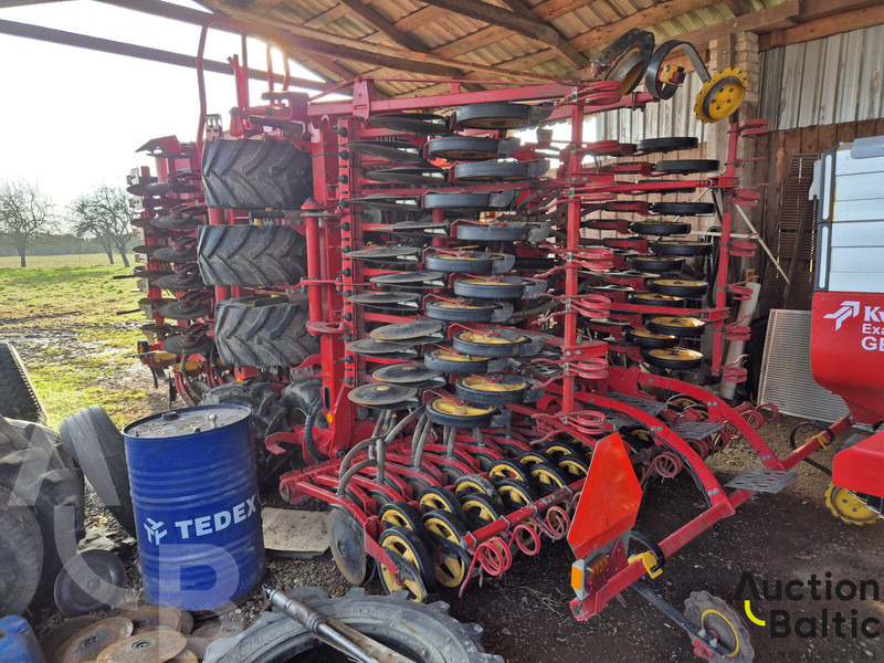 Vaderstad ST 600C - الة بذر: صور 4 Vaderstad ST 600C - الة بذر: صور 4