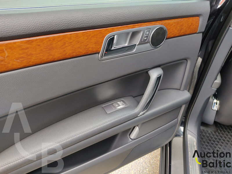 سيدان Volkswagen Phaeton: صور 13