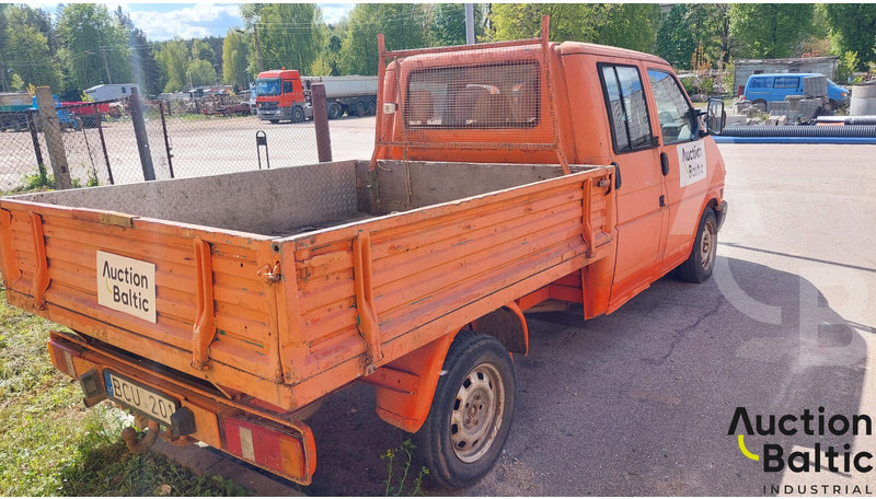 Volkswagen Transporter - الشاحنات الصغيرة المسطحة: صور 4 Volkswagen Transporter - الشاحنات الصغيرة المسطحة: صور 4
