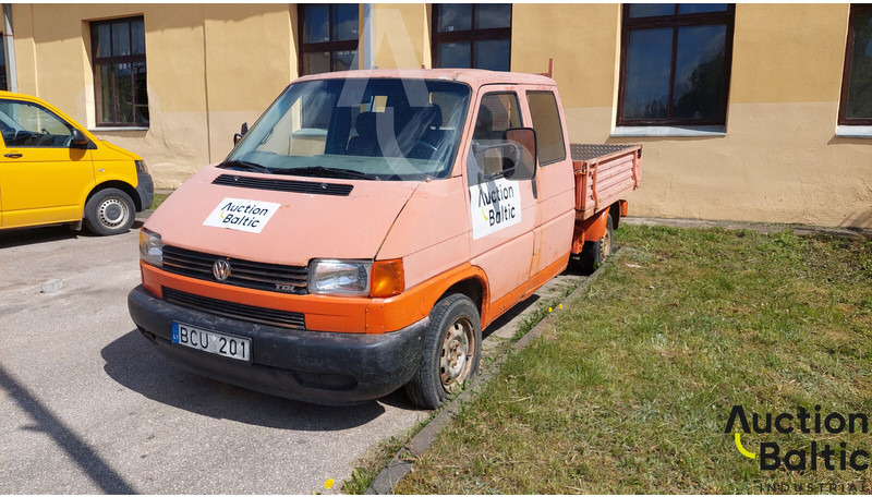 Volkswagen Transporter - الشاحنات الصغيرة المسطحة: صور 1 Volkswagen Transporter - الشاحنات الصغيرة المسطحة: صور 1