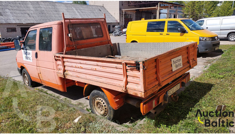 Volkswagen Transporter - الشاحنات الصغيرة المسطحة: صور 3 Volkswagen Transporter - الشاحنات الصغيرة المسطحة: صور 3