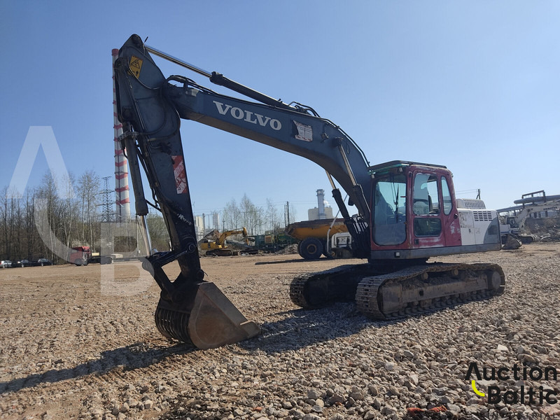 Volvo EC 210 B N LC - حفارات زحافة: صور 3 Volvo EC 210 B N LC - حفارات زحافة: صور 3