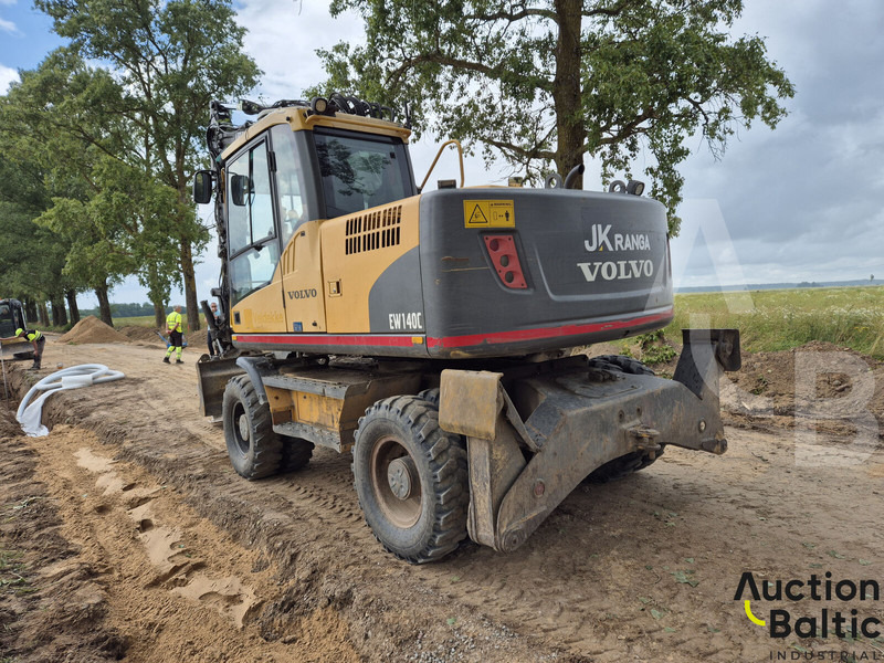 Volvo EW 140 C - حفارة على عجلات: صور 5 Volvo EW 140 C - حفارة على عجلات: صور 5