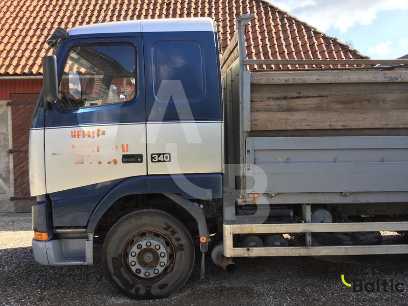 Volvo FH12 - شاحنات مسطحة: صور 5 Volvo FH12 - شاحنات مسطحة: صور 5