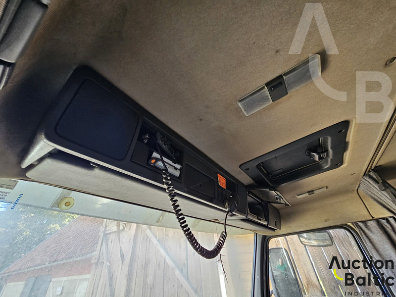 شاحنات مسطحة Volvo FH12: صور 15