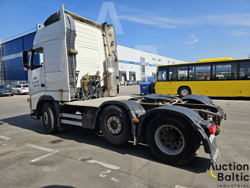 Volvo FH440 - شاحنة جرار: صور 3 Volvo FH440 - شاحنة جرار: صور 3