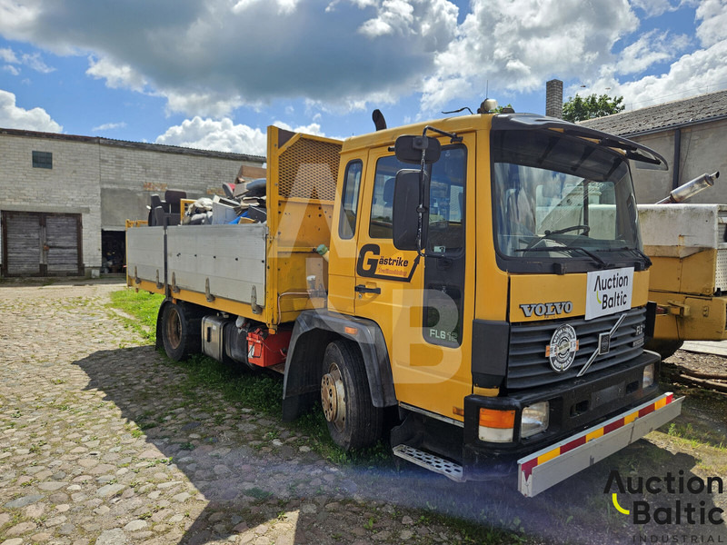 Volvo FL612 - شاحنات مسطحة: صور 2 Volvo FL612 - شاحنات مسطحة: صور 2