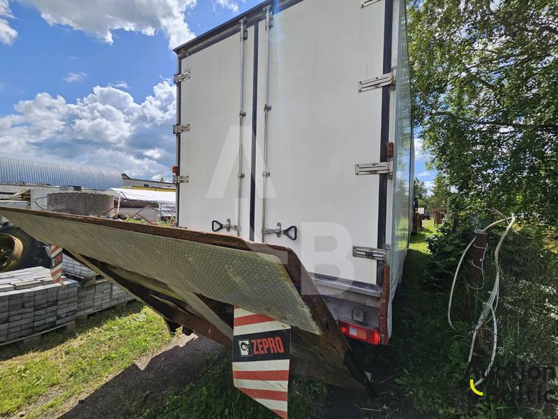 Volvo FL615 - بصندوق مغلق شاحنة: صور 4 Volvo FL615 - بصندوق مغلق شاحنة: صور 4