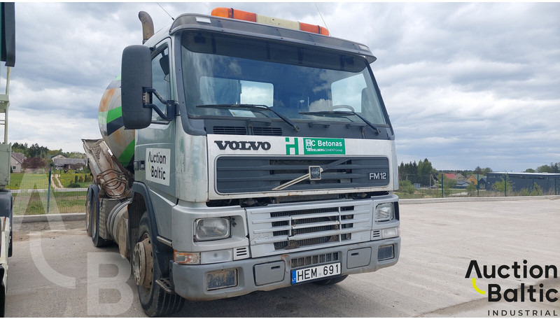 Volvo FM12 - شاحنة خلاطة خرسانة: صور 2 Volvo FM12 - شاحنة خلاطة خرسانة: صور 2