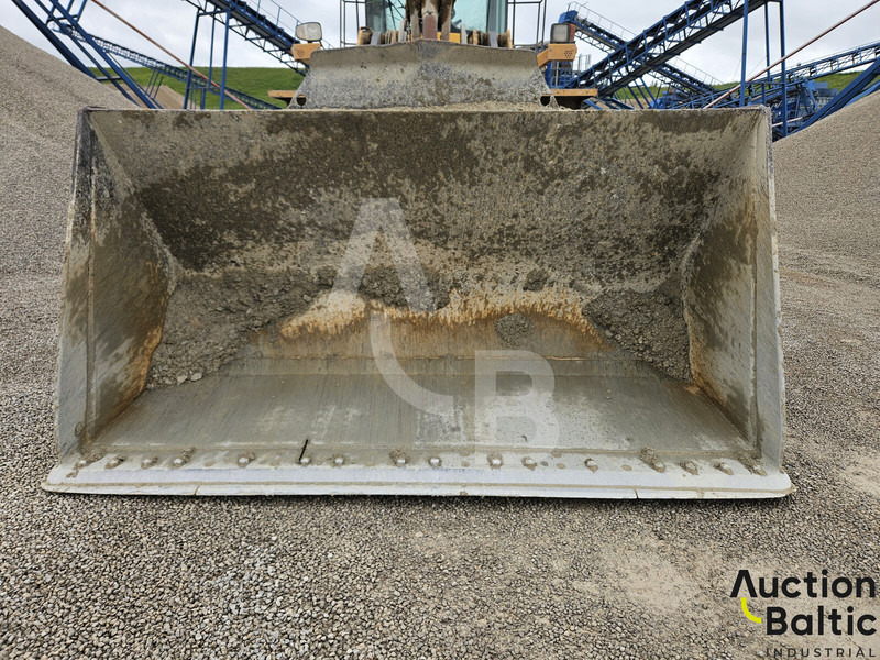 Volvo L 180 F - اللودر بعجل: صور 5 Volvo L 180 F - اللودر بعجل: صور 5