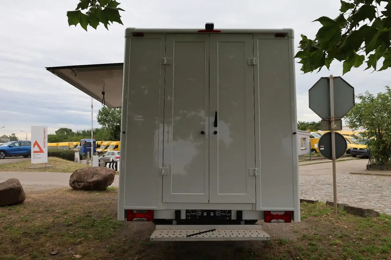 Iveco C30C/ FOODTRUCK/ Daily - شاحنات طعام: صور 4 Iveco C30C/ FOODTRUCK/ Daily - شاحنات طعام: صور 4