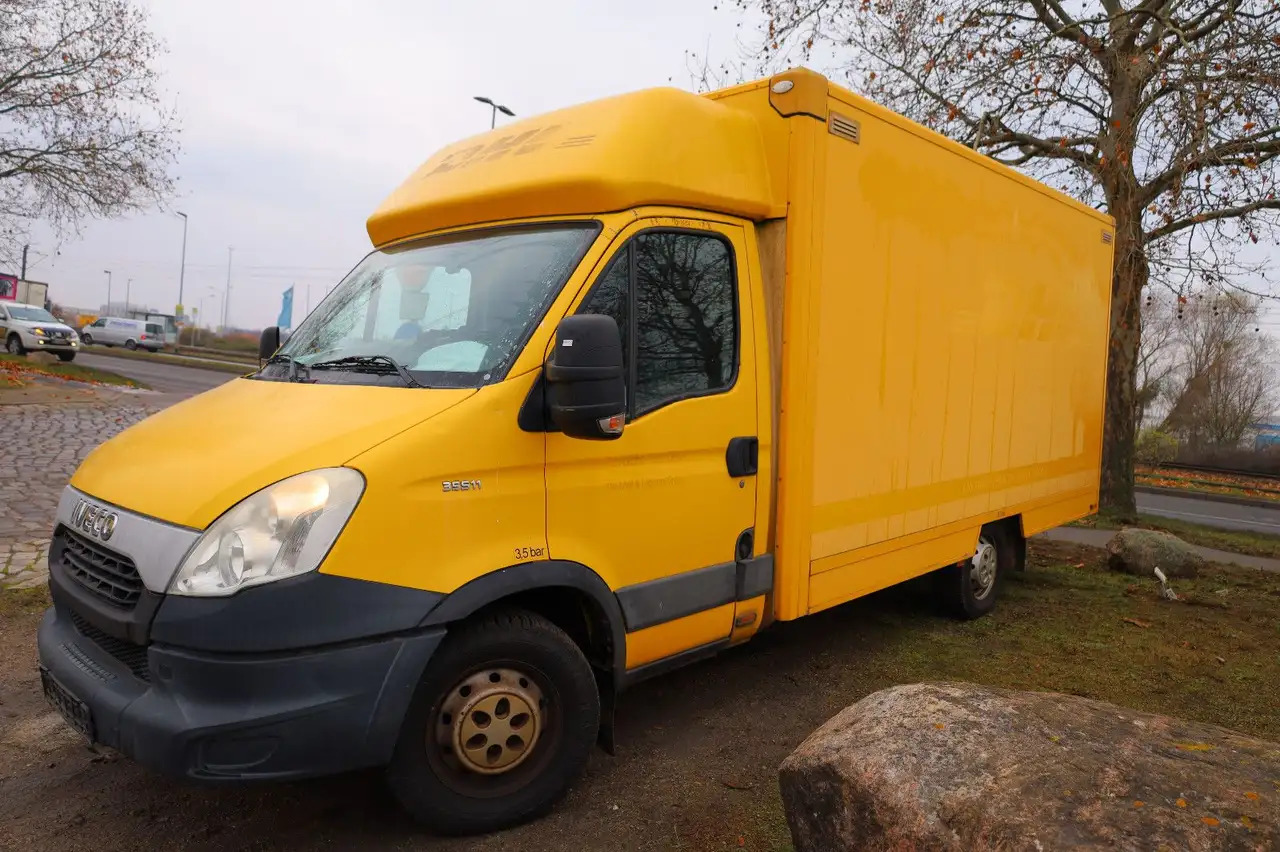 Iveco Daily/ Regalsystem/Luftfeder/1. Hand - الشاحنات الصغيرة صندوق مغلق: صور 2 Iveco Daily/ Regalsystem/Luftfeder/1. Hand - الشاحنات الصغيرة صندوق مغلق: صور 2
